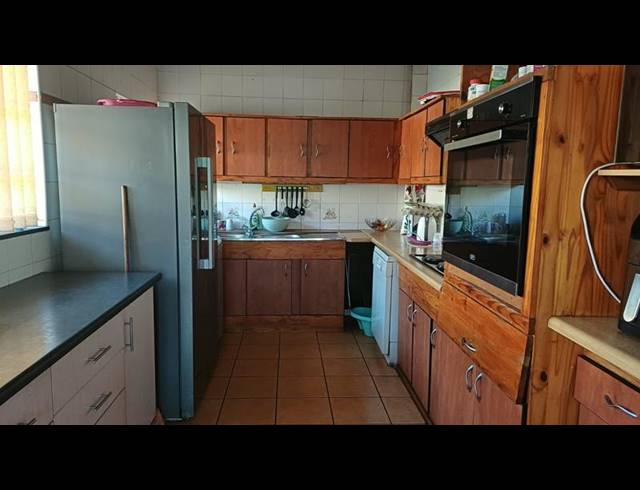 3 BEDROOM PROPERTY TO RENT IN WYCHWOOD